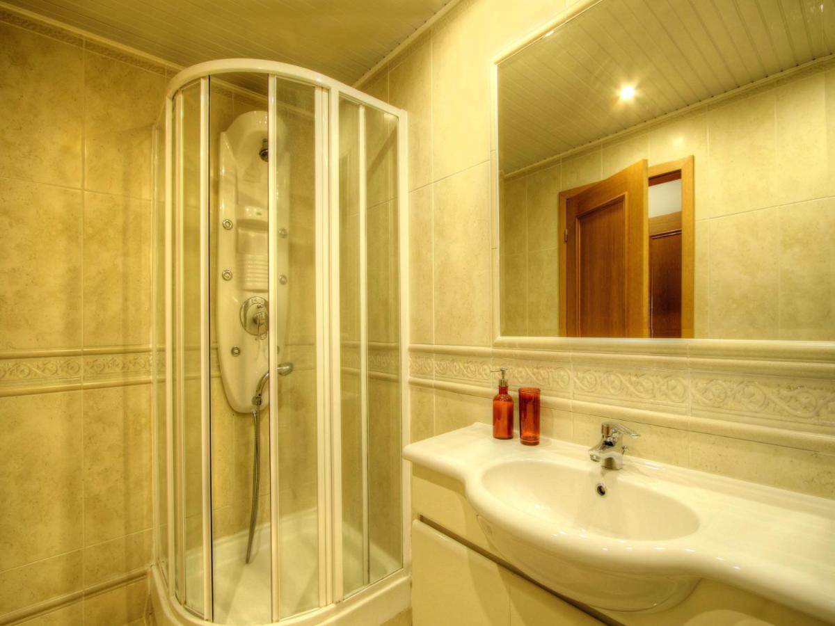 Balcony With View, Private Garage, An Elevator Apartment Сетубал Екстериор снимка